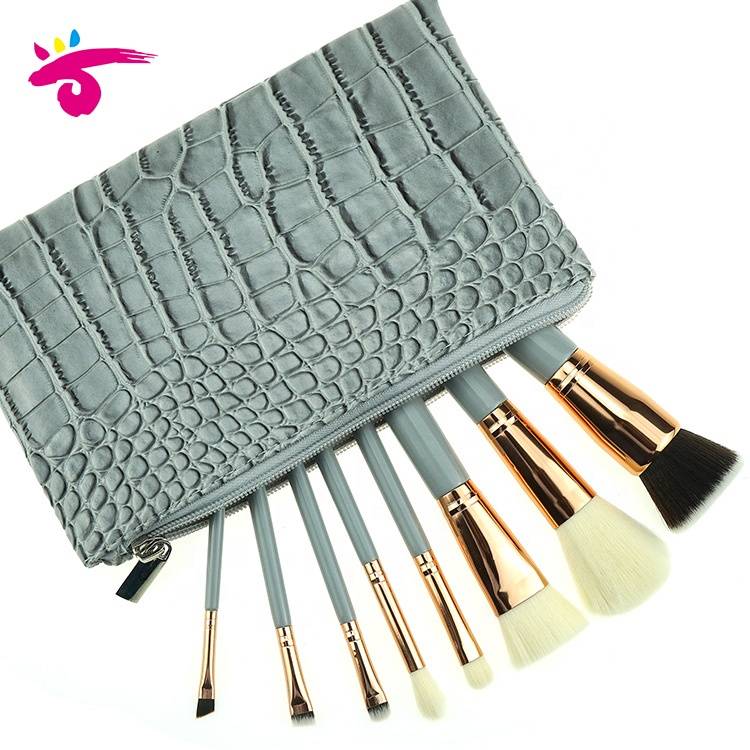 New 2019 Women Beauty Eyebrow Brush Accessories Grey Wood Handle Synthetic 8pcs Kabuki Makeup Brush Set With High Quality Bag